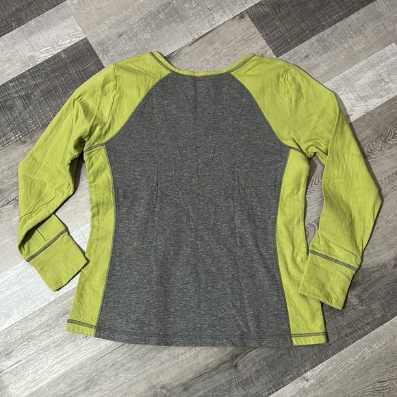 Eddie Bauer Lime Green & Gray Long Sleeve Heavyweight Tee Shirt Top Size XL - Picture 10 of 10